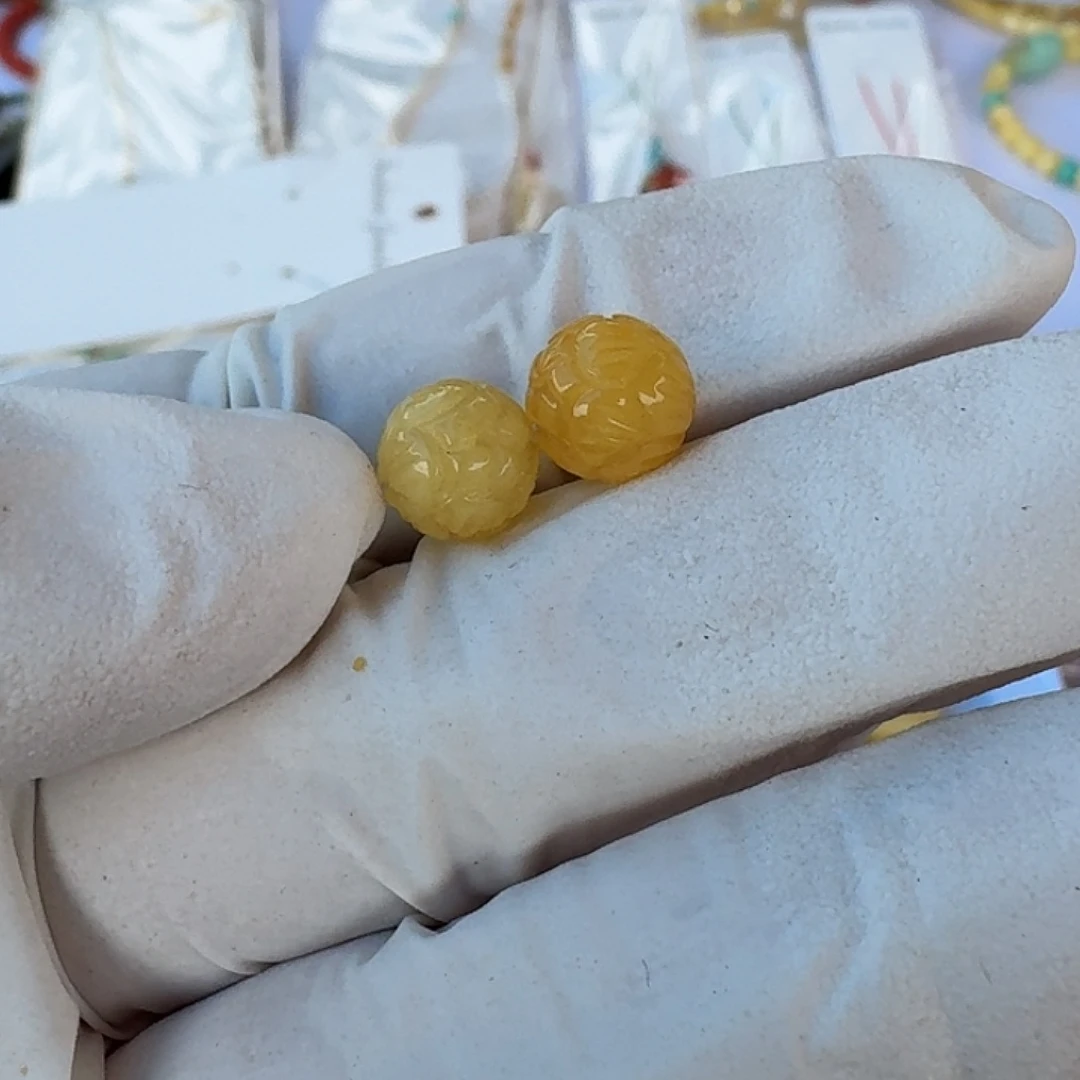水晶手链未镶嵌?****y两颗8+