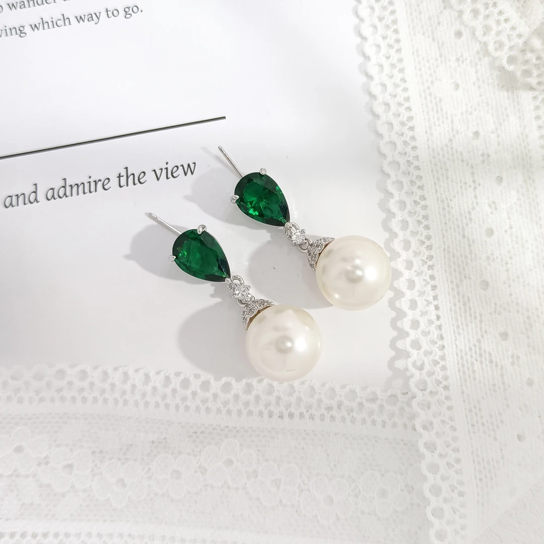 铜合金合成锆石耳饰 HSM-55947 耳饰个性简约小众简约欧美