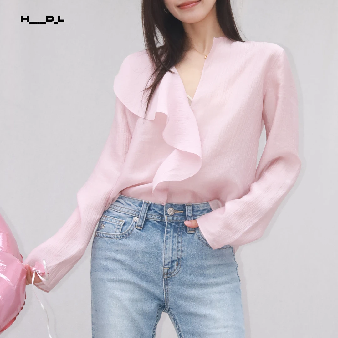 HDL Aootcor·藕粉色荷叶边V领衬衫
