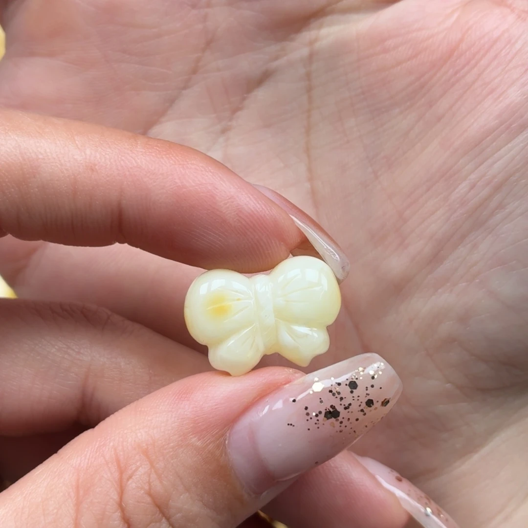 琥珀未镶嵌裸石蜜蜡