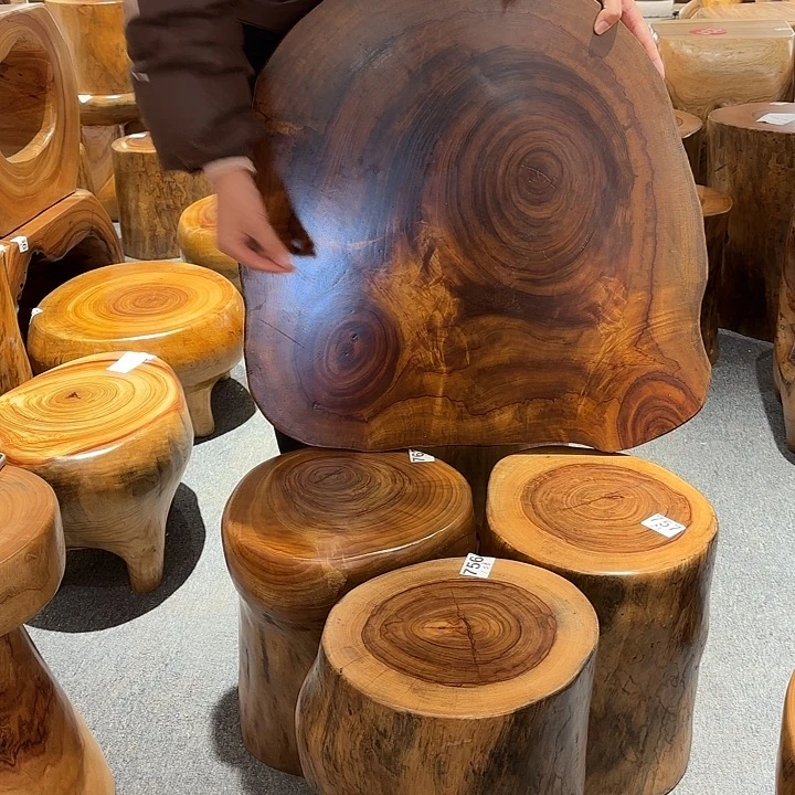 帅***妈香樟木香樟木根雕凳子一物一拍