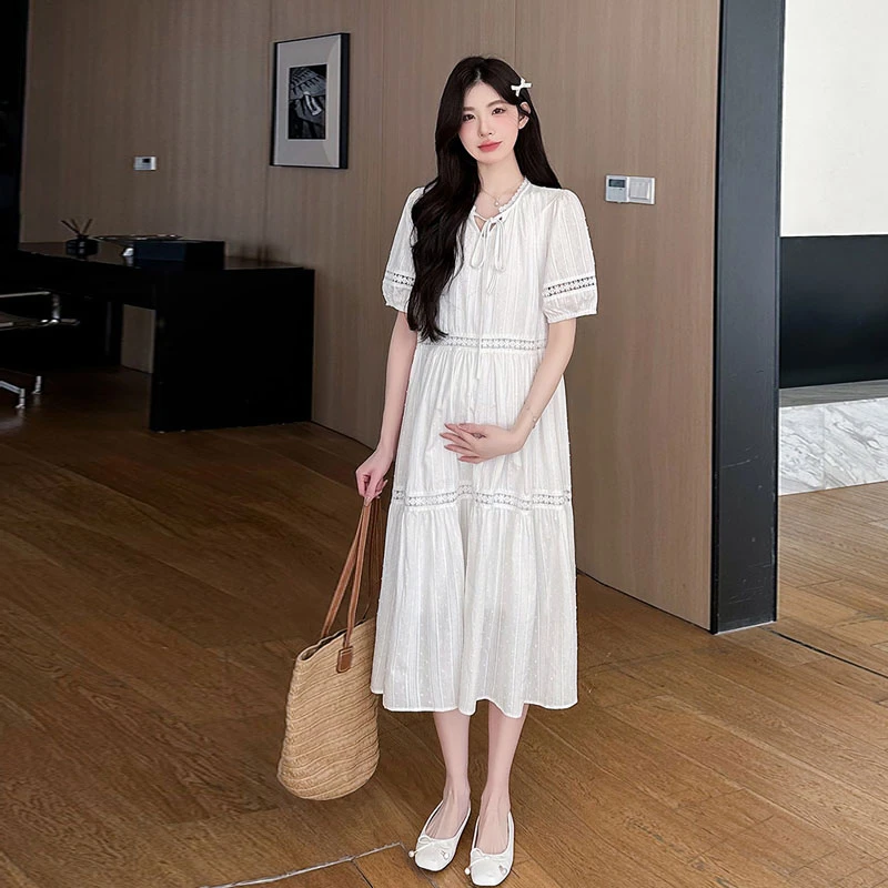 孕妇2025夏季韩版时尚宽松减龄高级感刺绣拼接显瘦超仙气质连衣裙