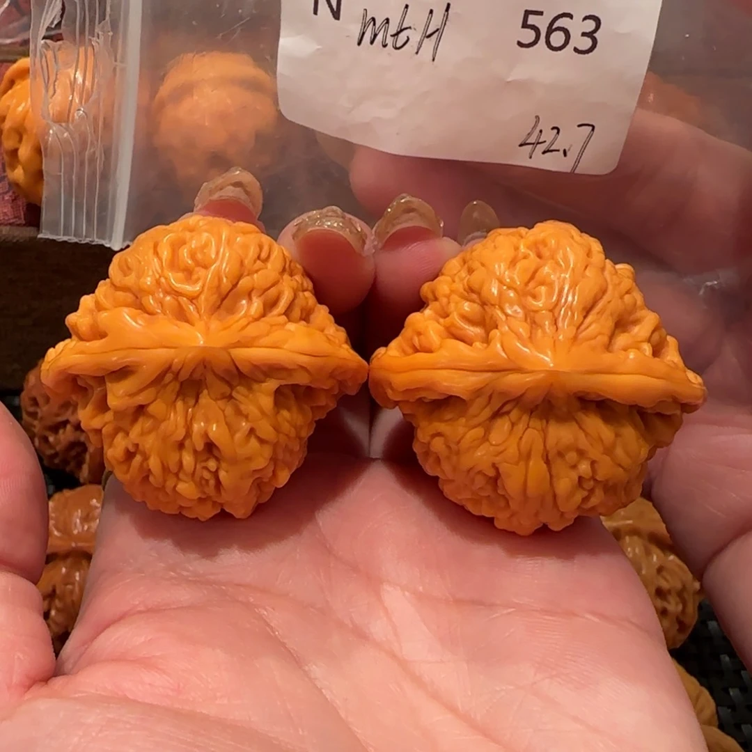 桃核吊坠?**君满天星42精品