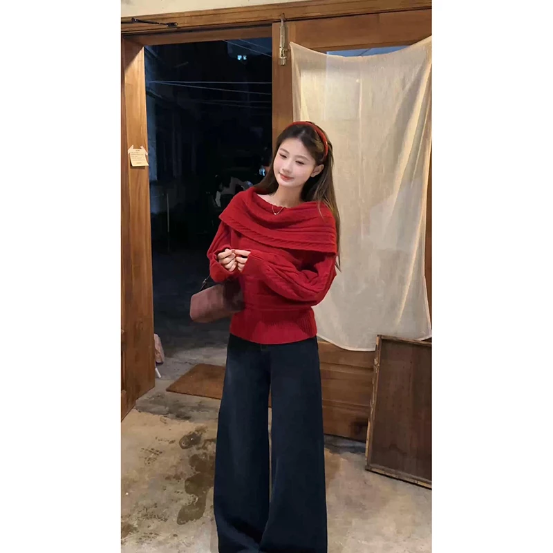 秋冬穿搭一整套女2025新款圣诞红色披肩针织衫百搭牛仔裤两件套