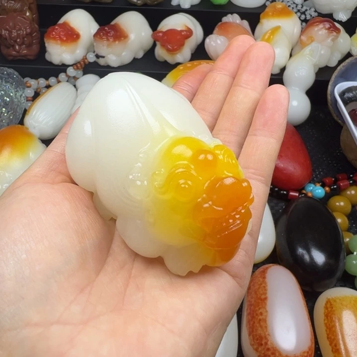 新疆戈壁五彩石金丝