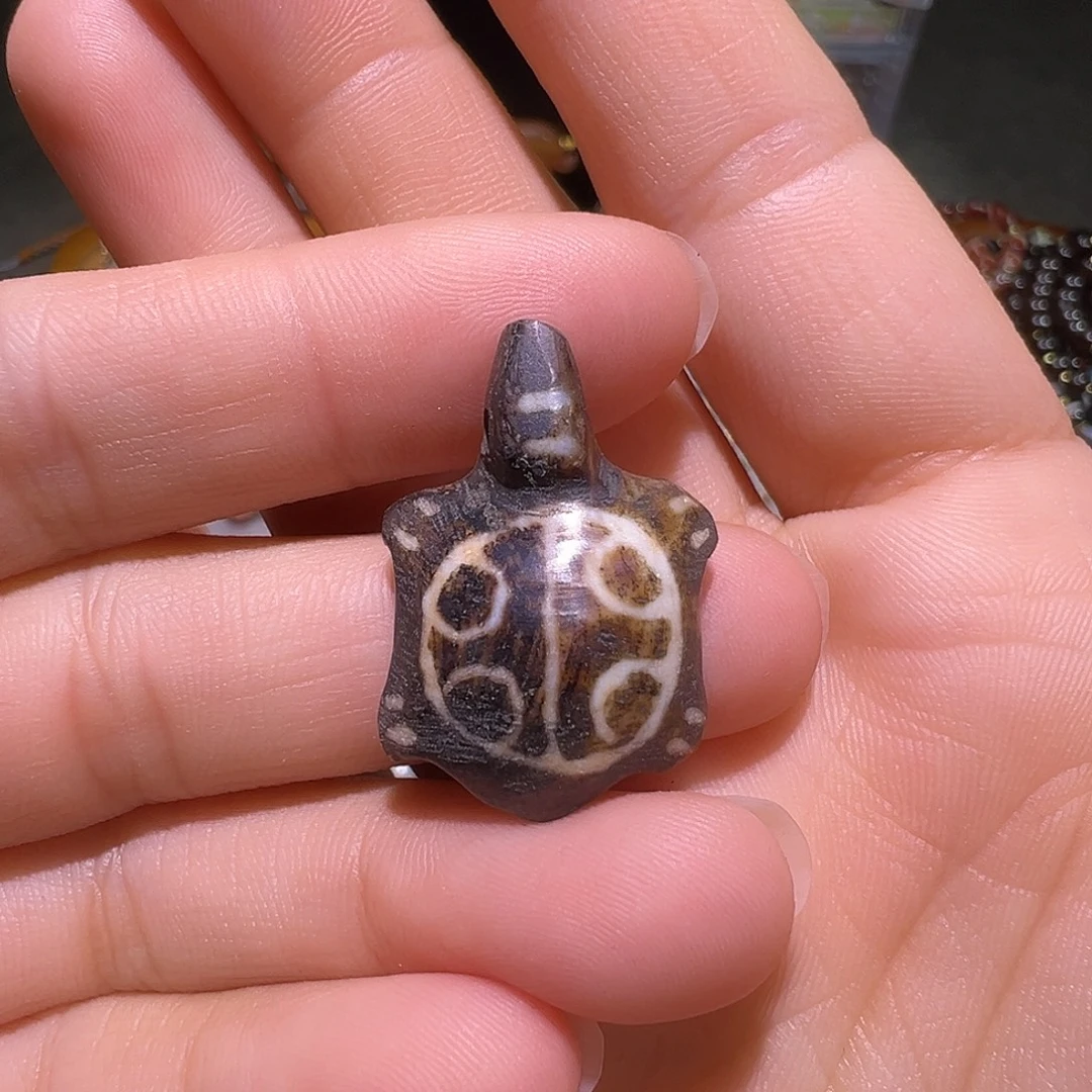 树脂制品邦提克佩珠