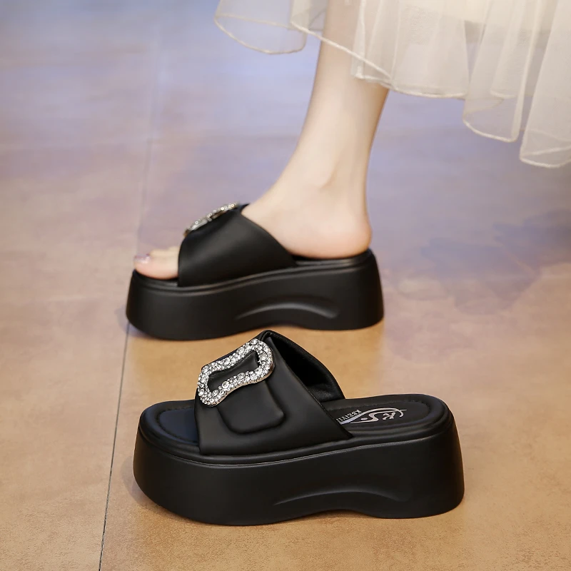 凉拖鞋女夏外穿2025新款厚底松糕一字拖高跟软底增高休闲沙滩鞋子