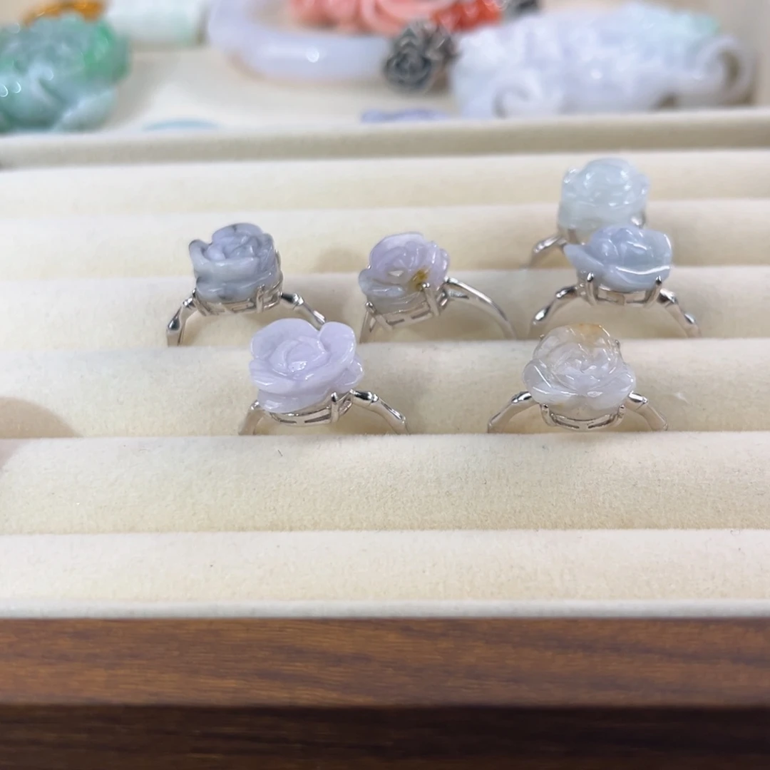 未镶嵌手链翡翠翡翠雕刻花花戒指
