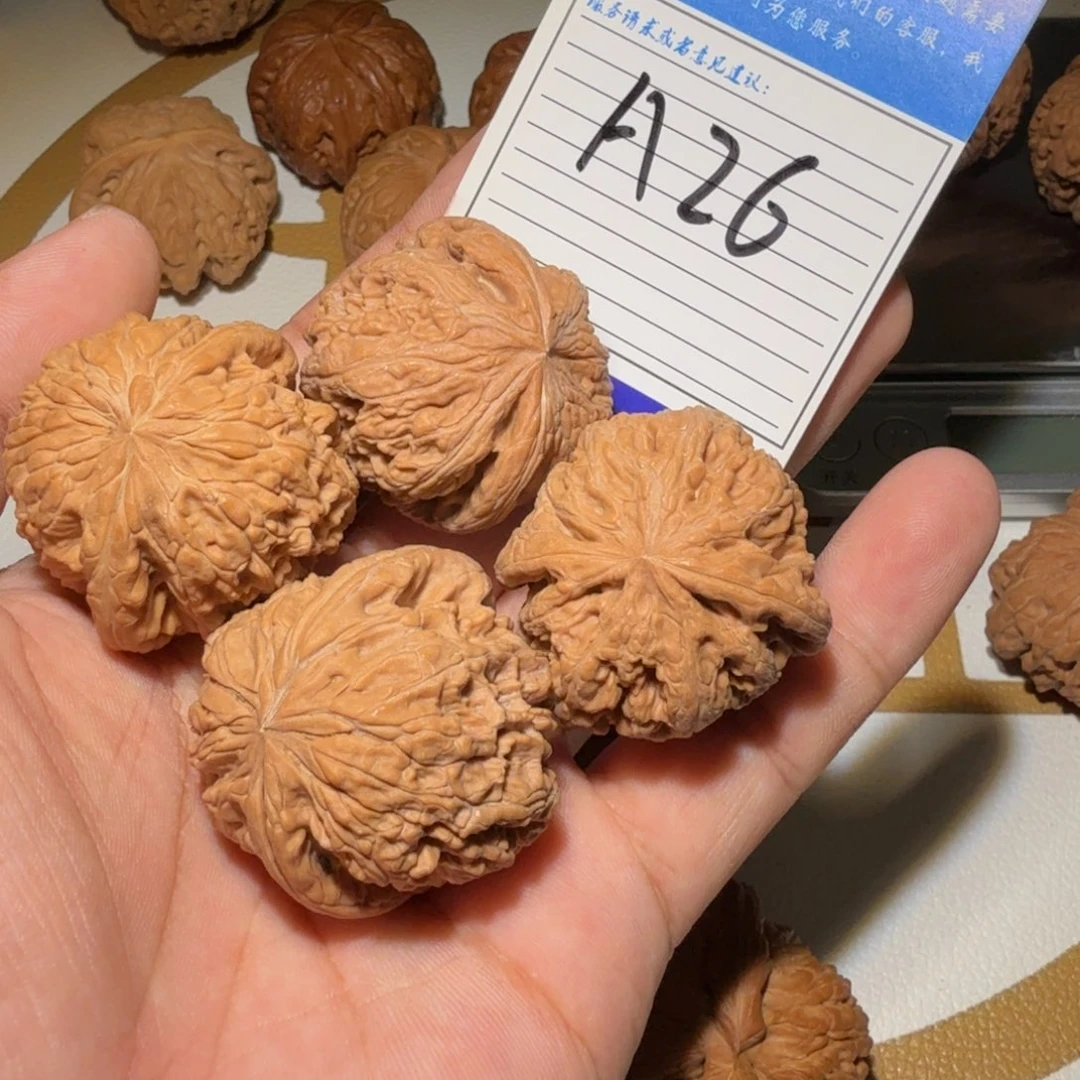 雨***O文玩核桃吊坠两对