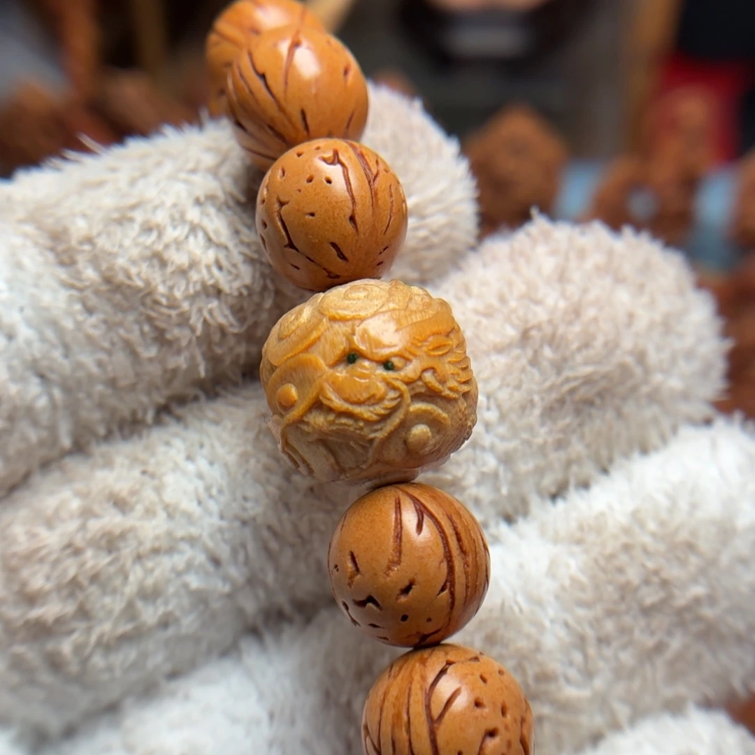 实心竹雕刻龙珠配珠