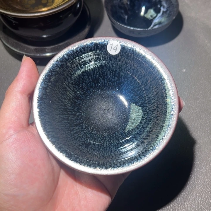 茶盏我们是有共同话题