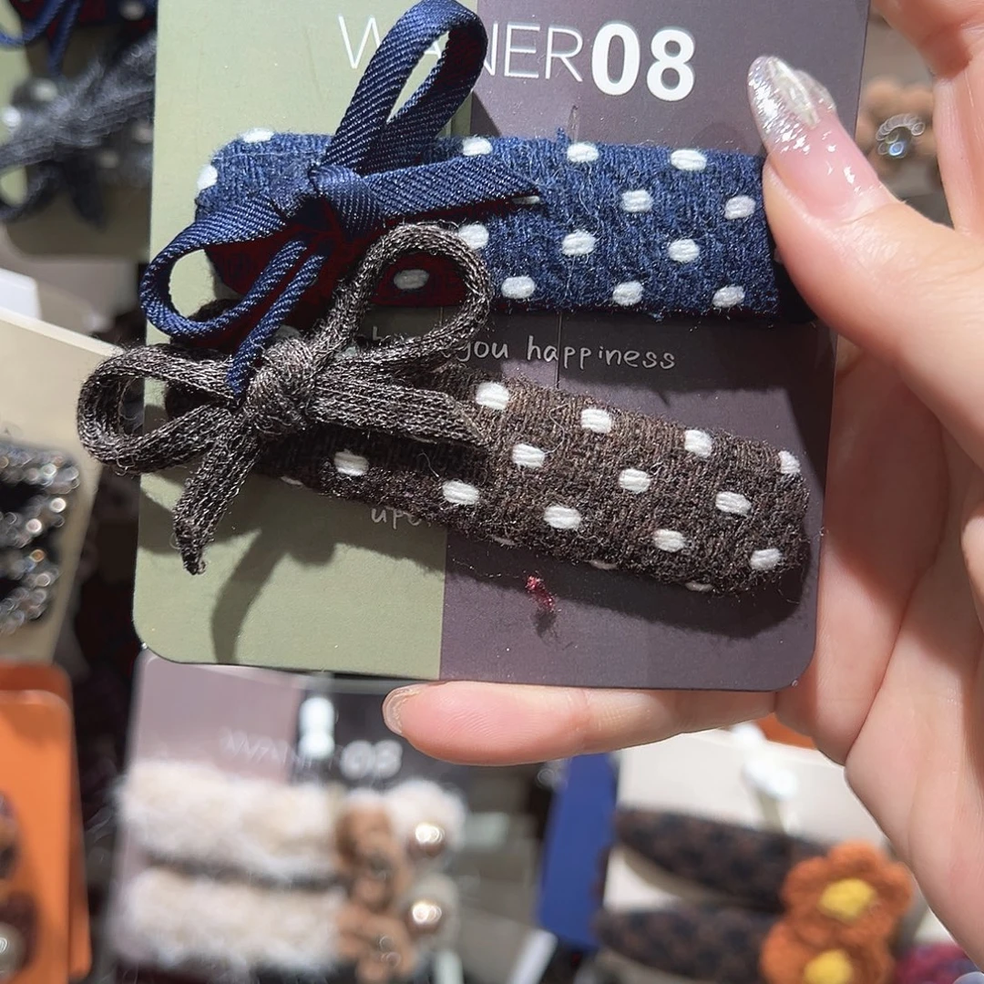 绿***音皮质铁合金波点方形拼色掰掰夹