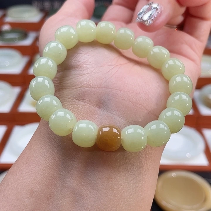 和田玉手串未镶嵌