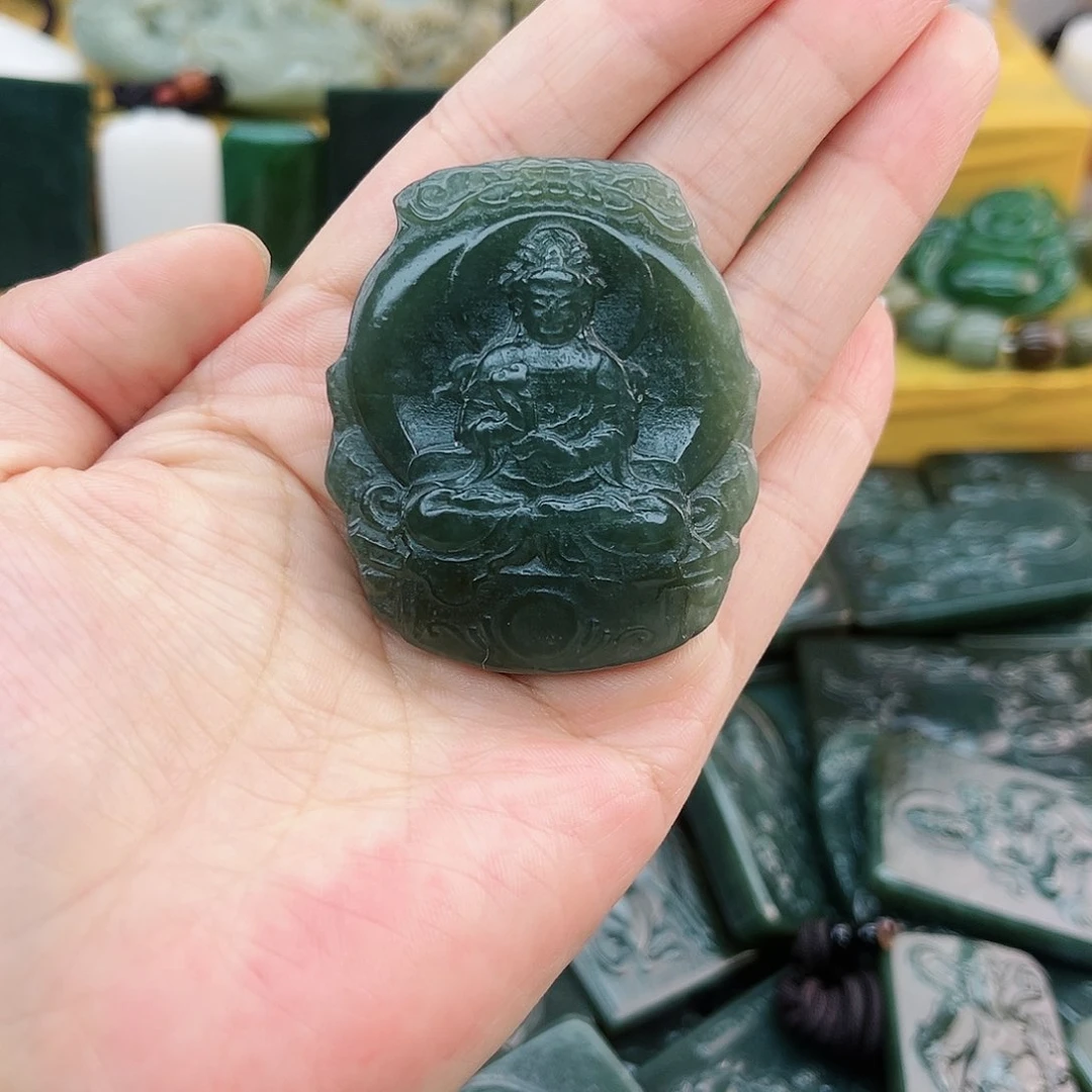 和田玉未镶嵌颈饰沉**海