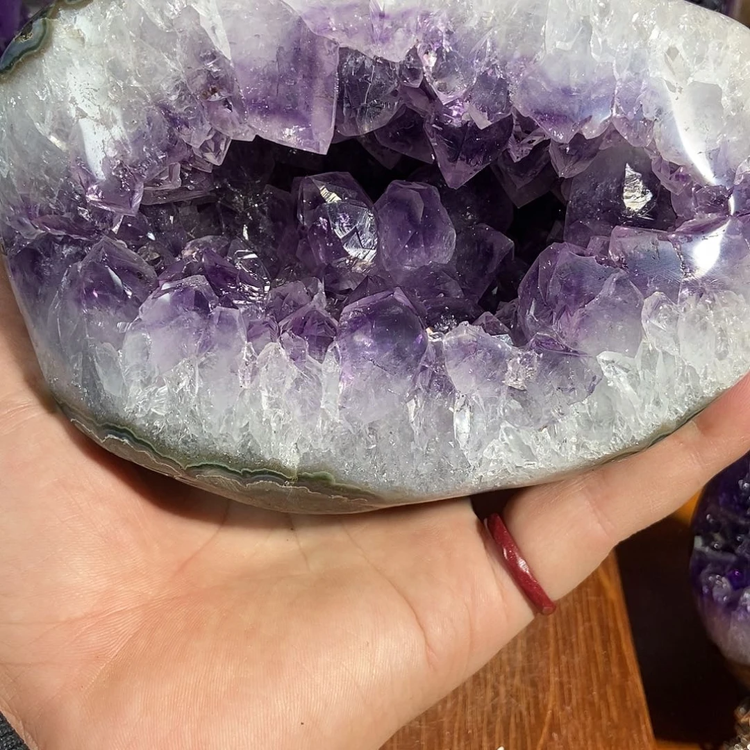 紫晶未镶嵌大型摆件（非配饰）