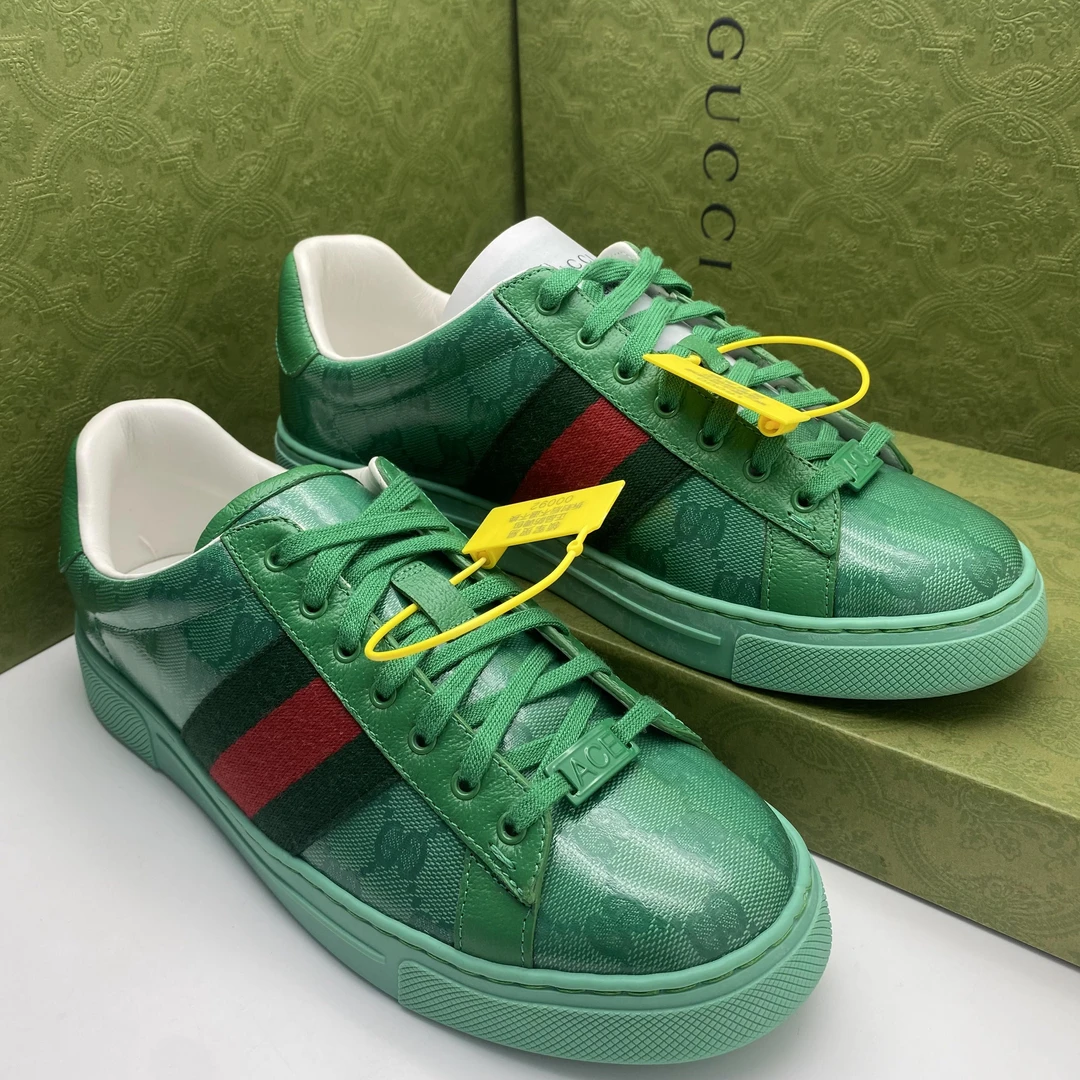 99新 GUCCI/古驰 40.5欧码/绿色亮面时尚休闲板鞋男士 全套未使用