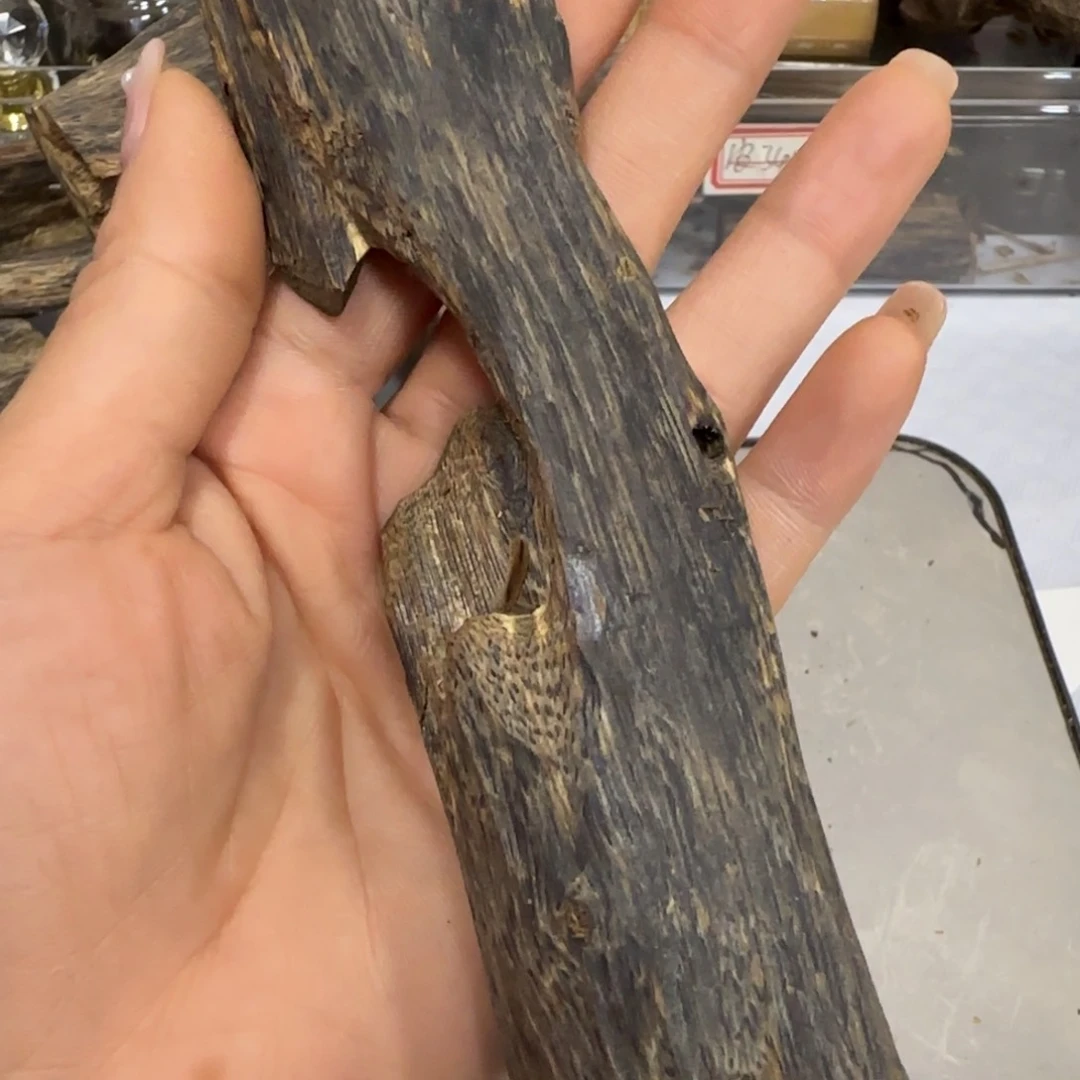 沉香木摆件盛*生海南棋楠沉香高品质老料虫漏块料67.5克