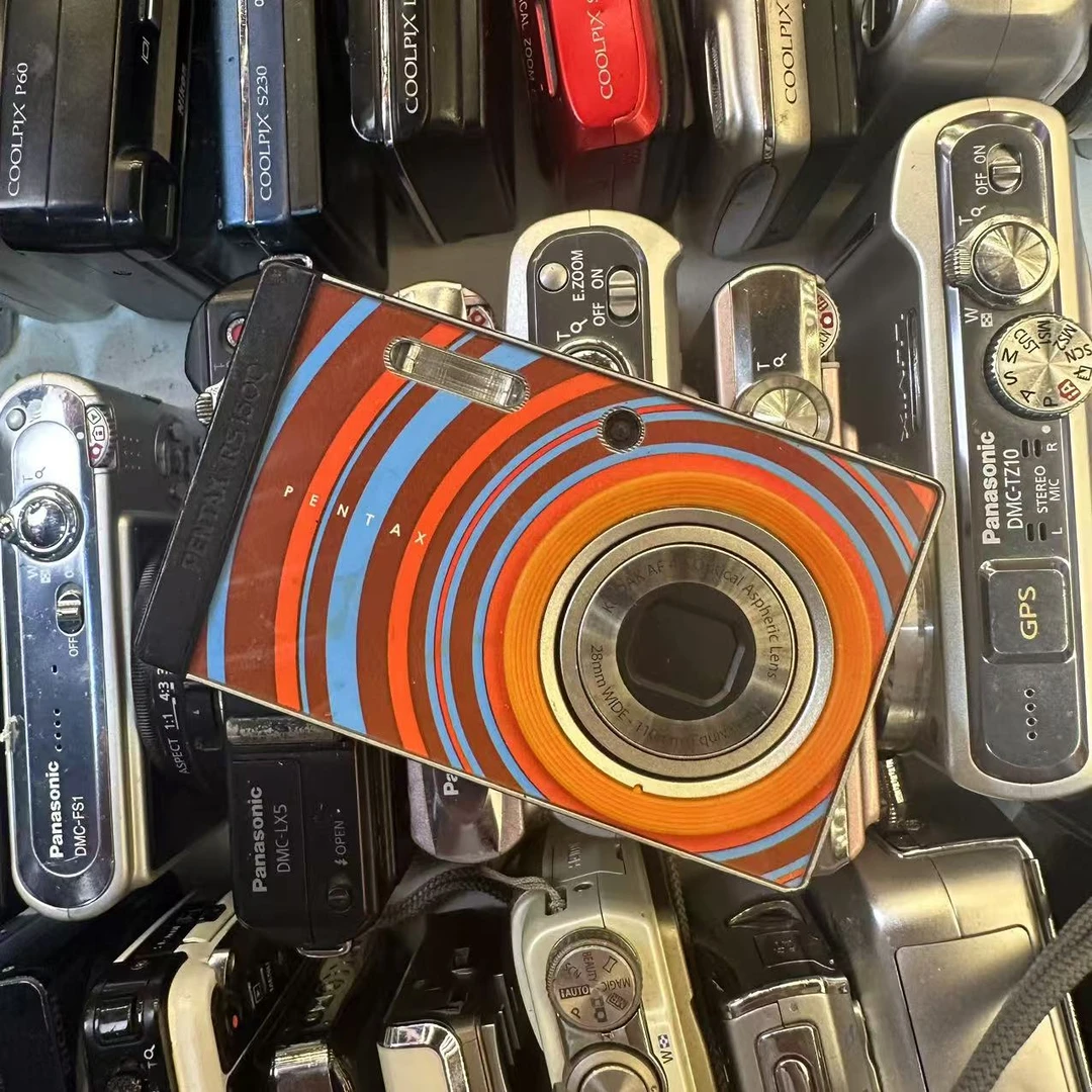 9新 Pentax/宾得 宾得RS1500 1400W像素 3倍变焦 配件齐全