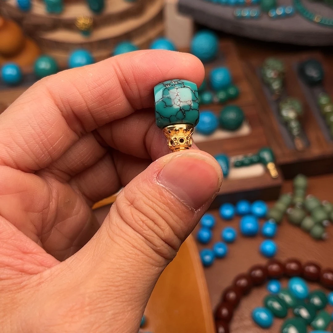 绿松石未镶嵌暴力蓝