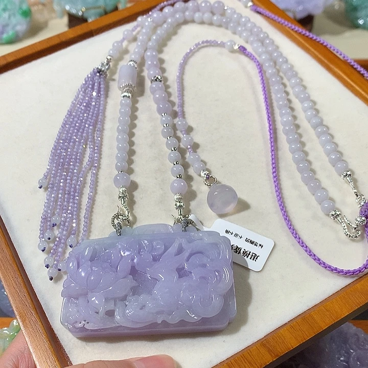 翡翠未镶嵌颈饰翡翠吊坠