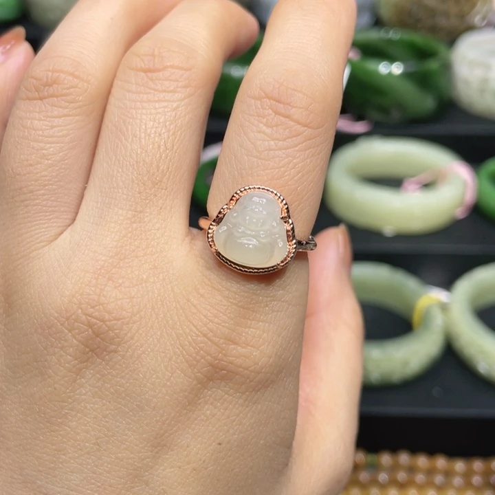 和田玉手镯60+圈口 编号72未镶嵌