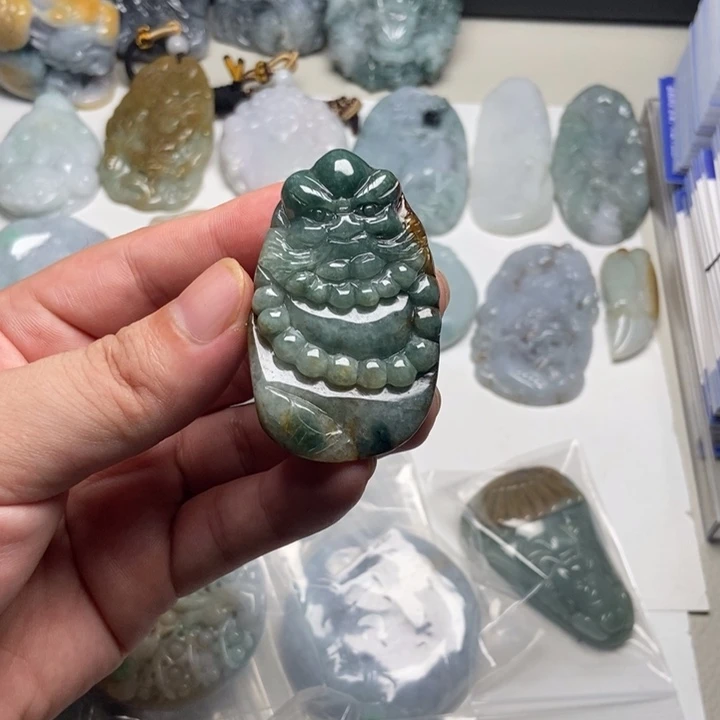 颈饰未镶嵌翡翠达摩25