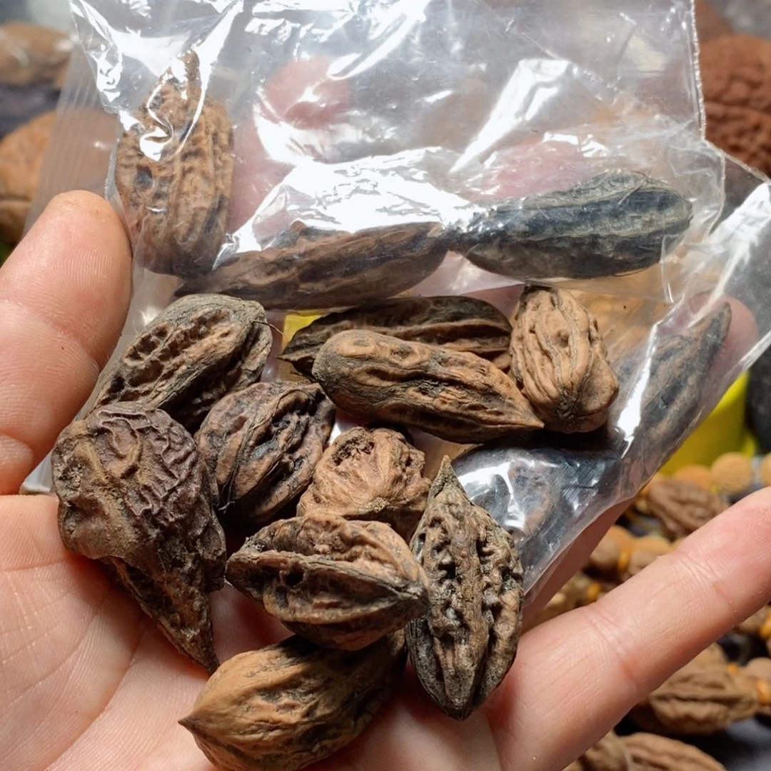 文玩核桃吊坠核桃135