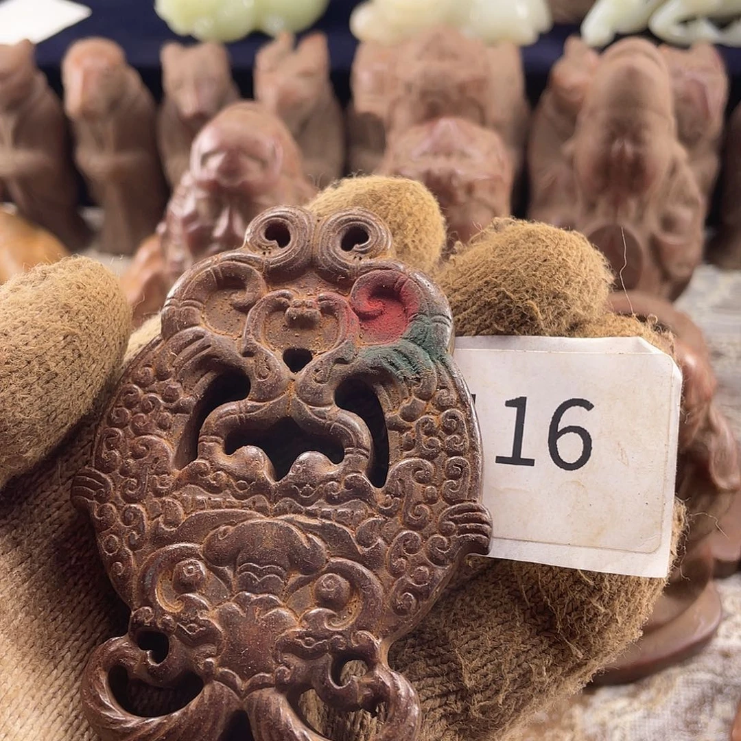 和田玉（糖玉）未镶嵌挂件