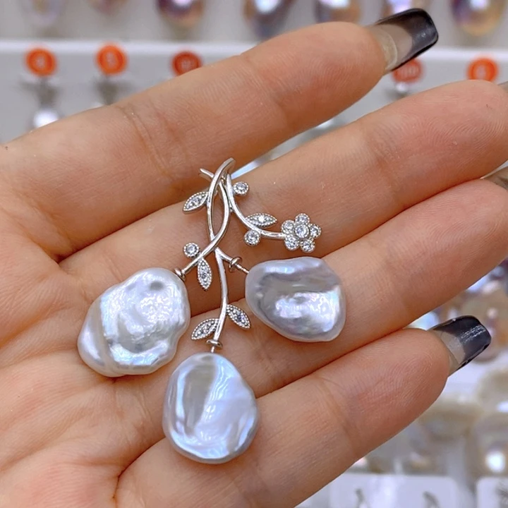 尹***儿淡水珍珠吊坠(赠链)未镶嵌