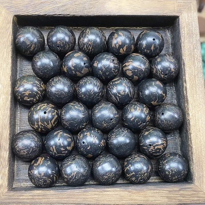 玄武1.8天然中药材合香珠到手28颗打底微瑕