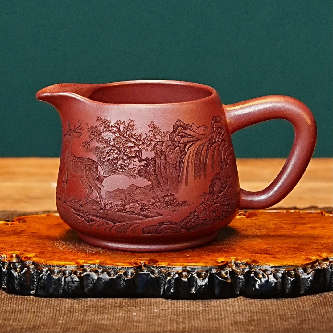 宜兴紫砂茶具  原矿石红泥料刻绘福禄荣华鹿鹿通紫砂公道杯