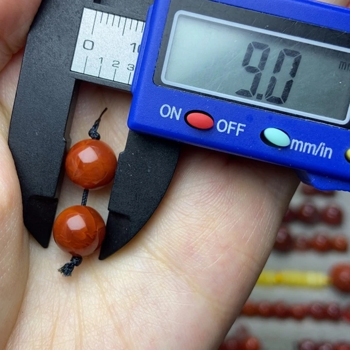 南红玛瑙配饰未镶嵌