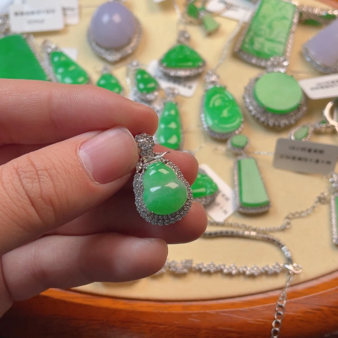 翡翠吊坠(不含链)银S925镶嵌