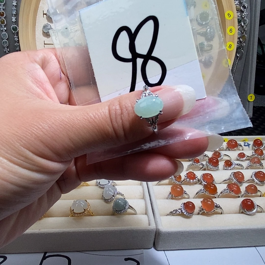 翡翠未镶嵌戒指缅甸