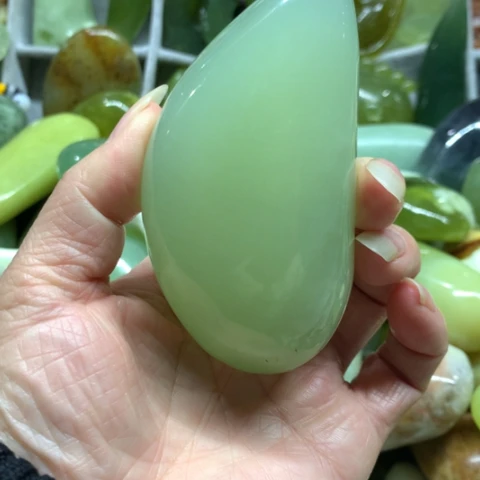 蛇纹石玉未镶嵌手把件