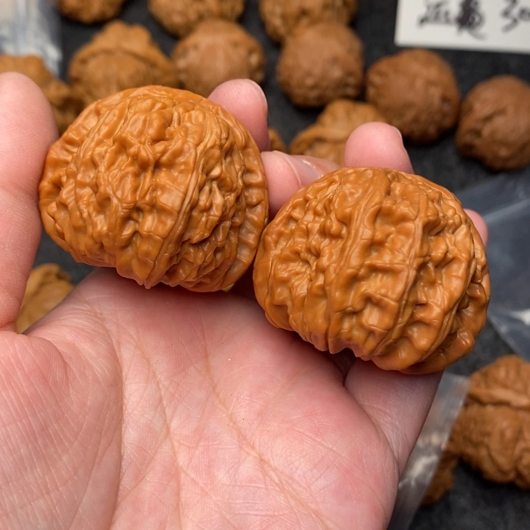 文玩核桃把件「****?白狮子41