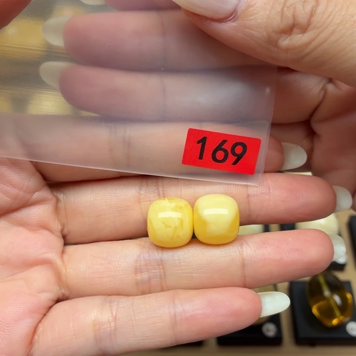 琥珀未镶嵌裸石13*12老型对珠