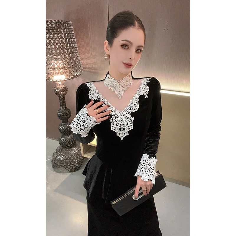 （原创）重工蕾丝纱纱拼接丝绒长袖上衣CS31021