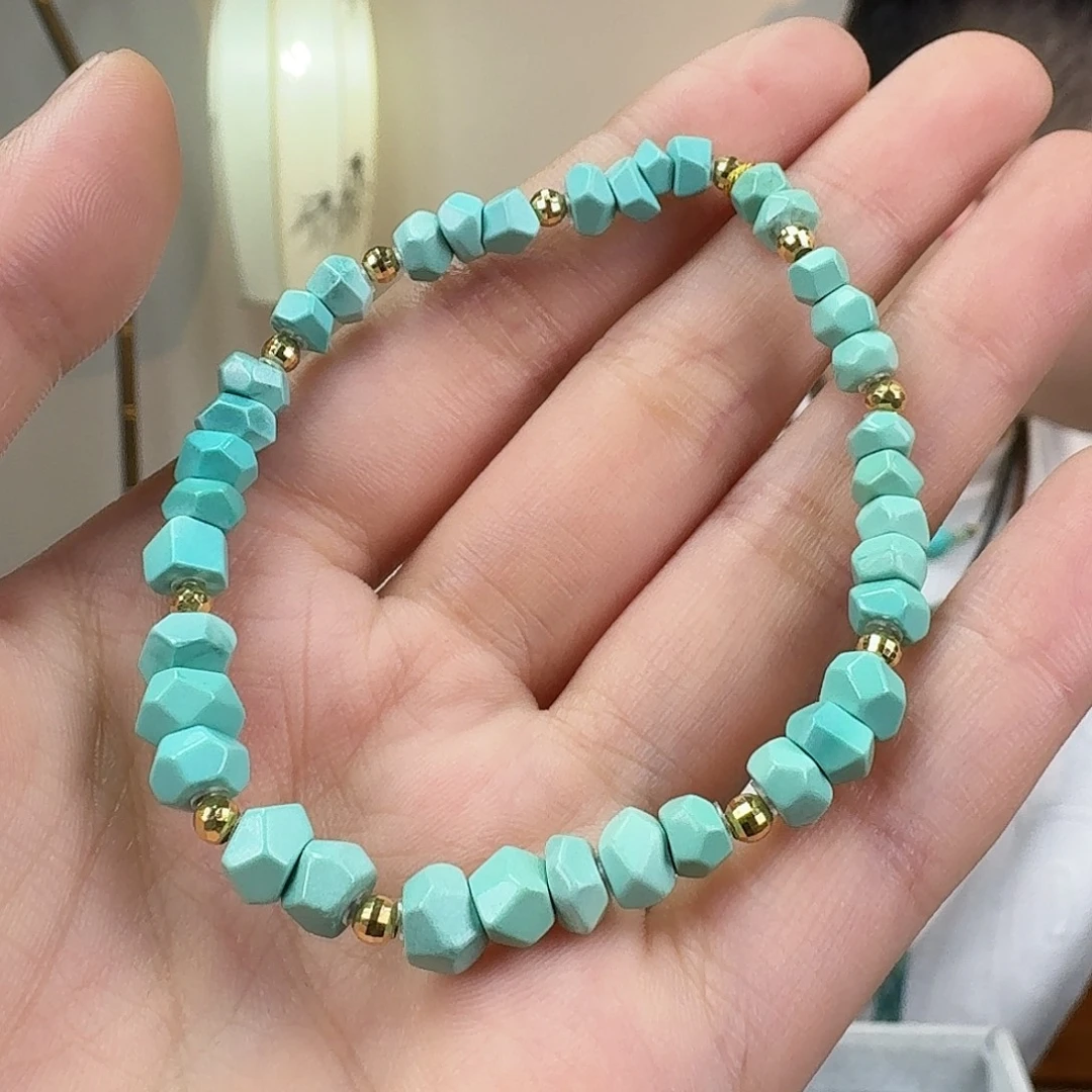 绿松石18K金镶嵌挂件