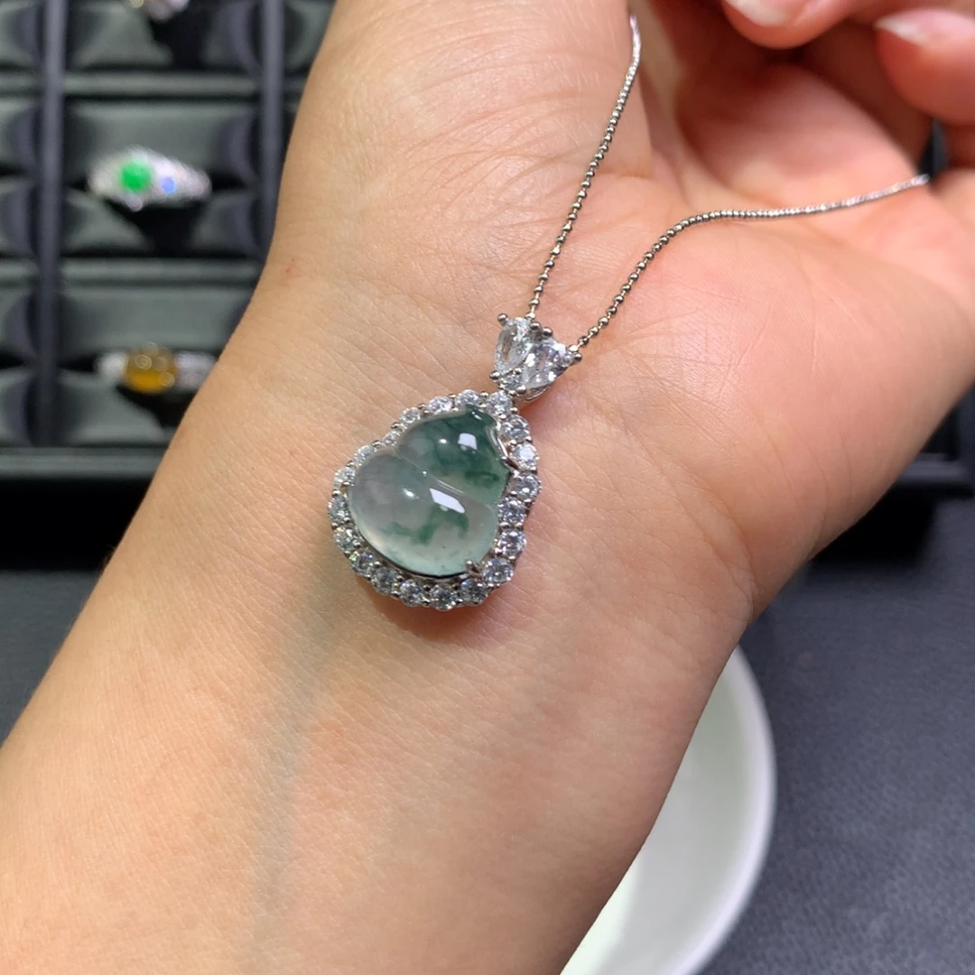 翡翠银S925镶嵌颈饰