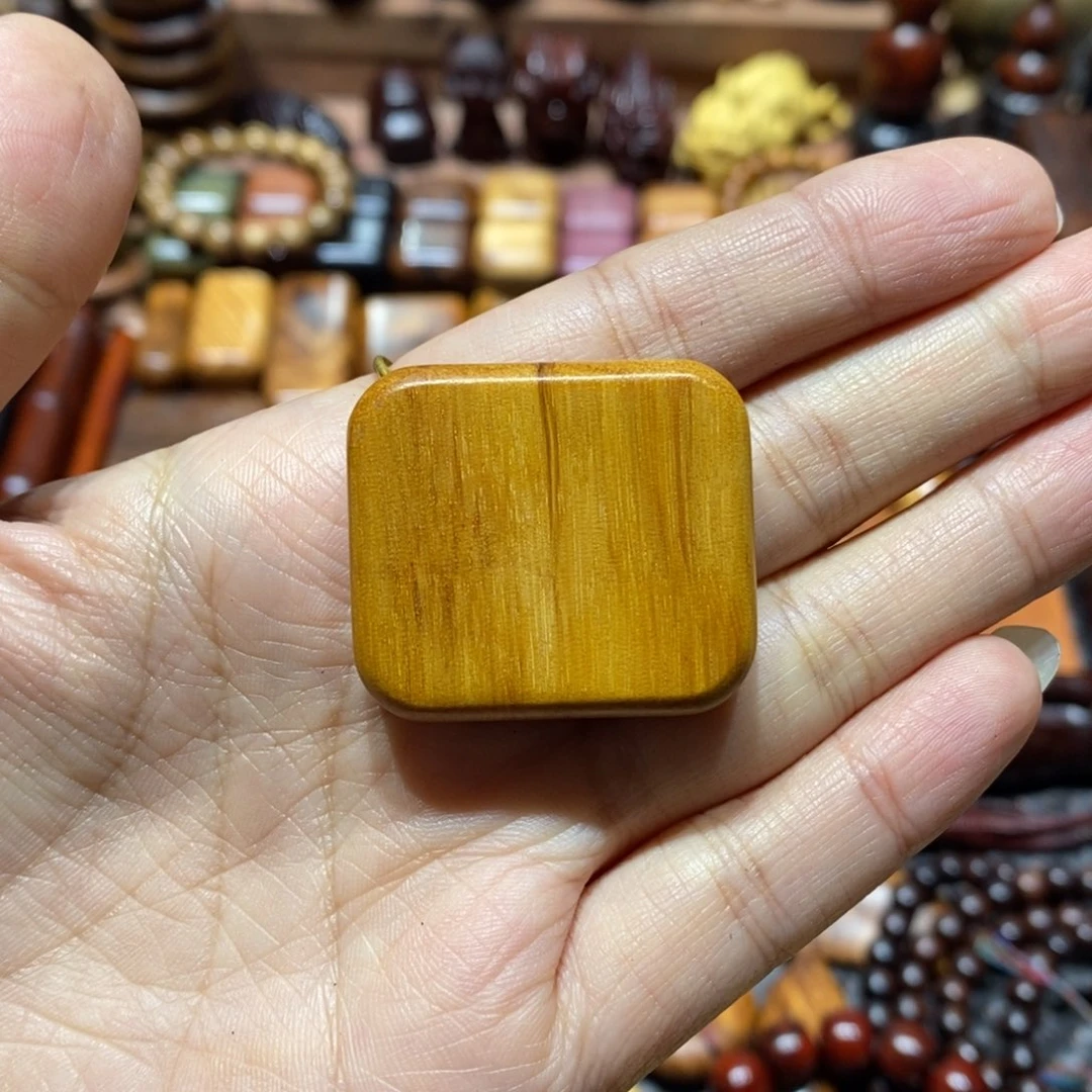 小***儿木奶香黄檀木快一个