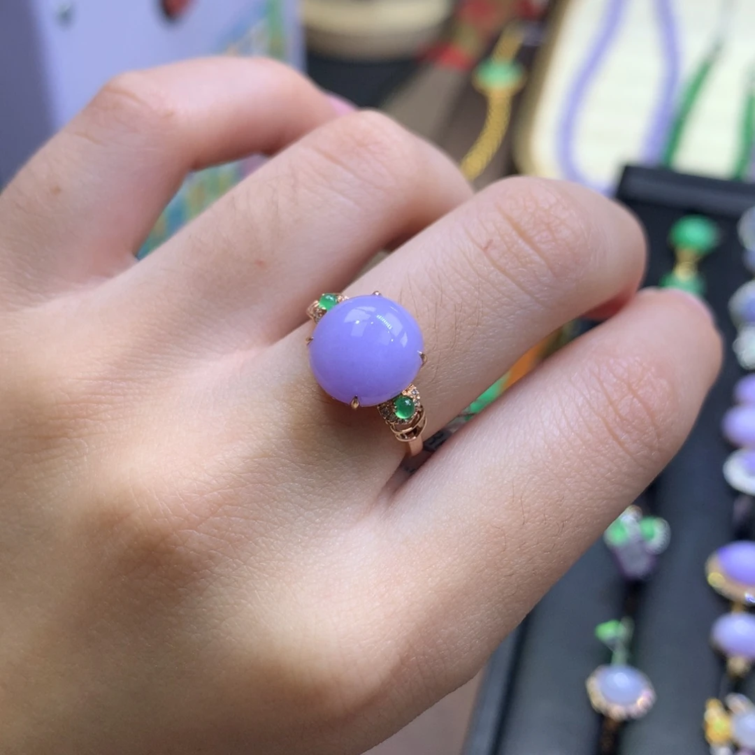 翡翠18K金镶嵌颈饰翡翠