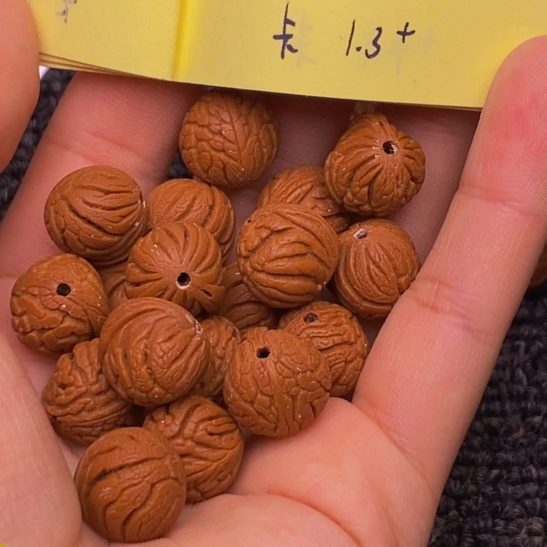秦岭山脉龙纹桃核 18