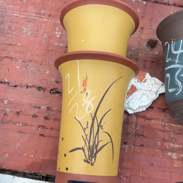 花盆紫砂紫砂的颜色