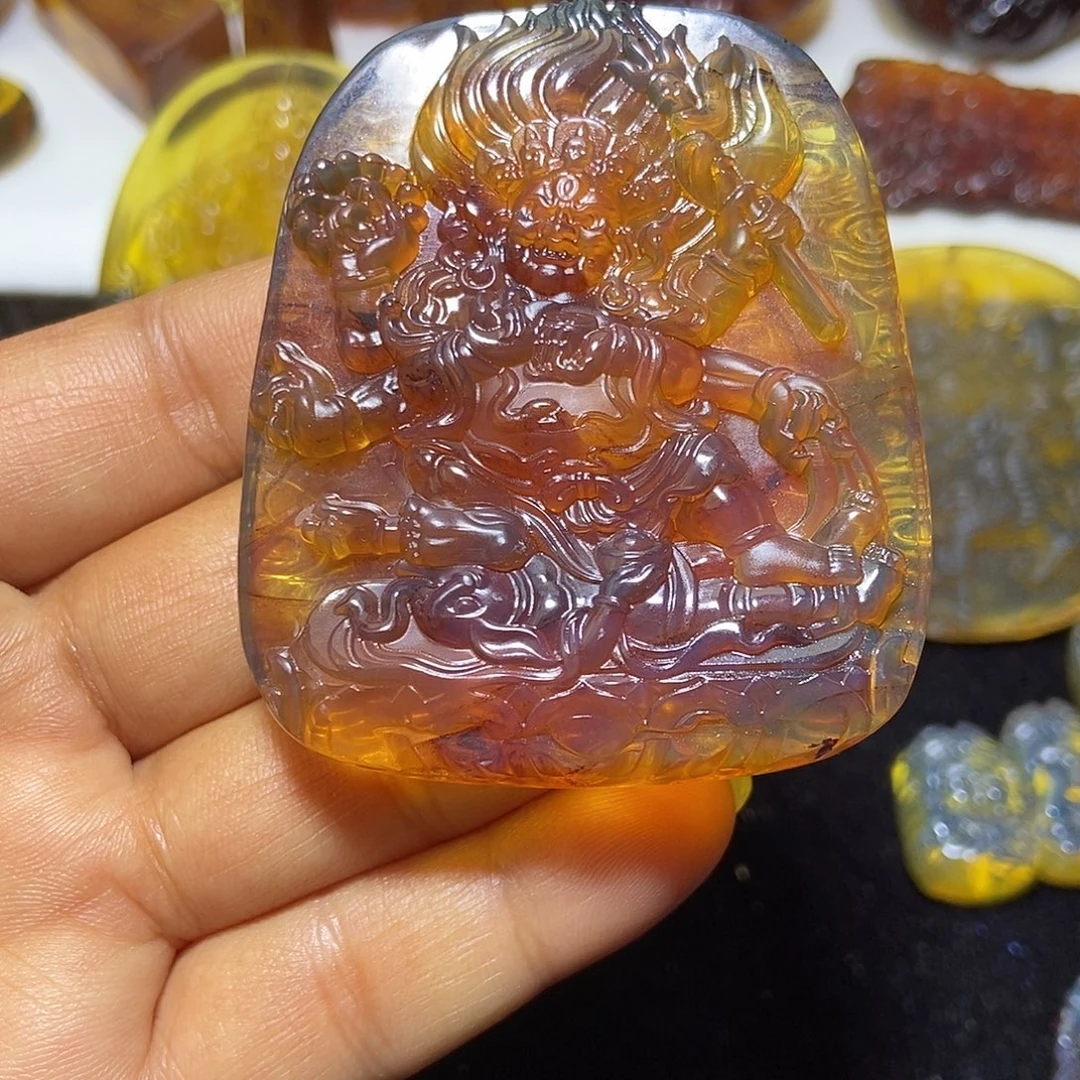 琥珀未镶嵌颈饰缅甸天然琥珀吊坠