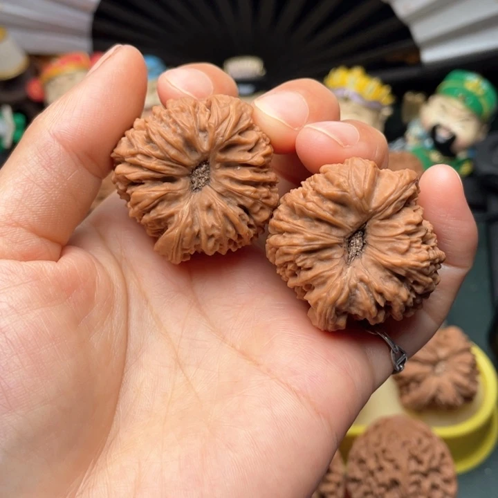 吊坠文玩核桃37尺拉丝酒杯凹底留疤天残