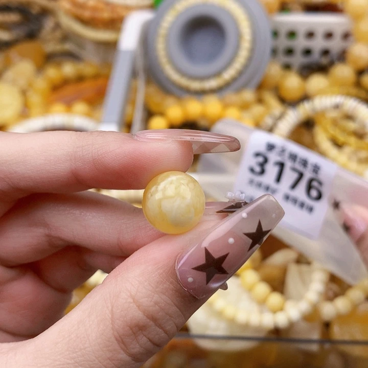 琥珀未镶嵌珠宝奇石12.5