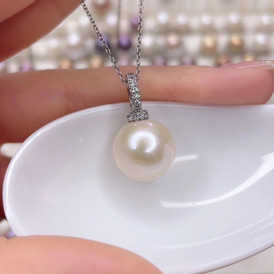 淡水珍珠吊坠(赠链)未镶嵌