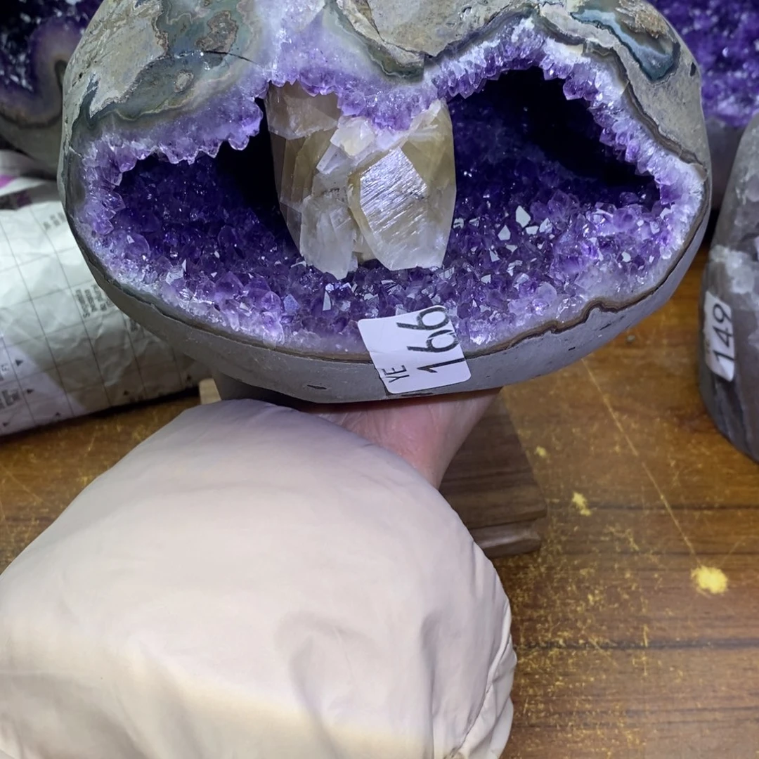 水晶大型摆件（非配饰）未镶嵌