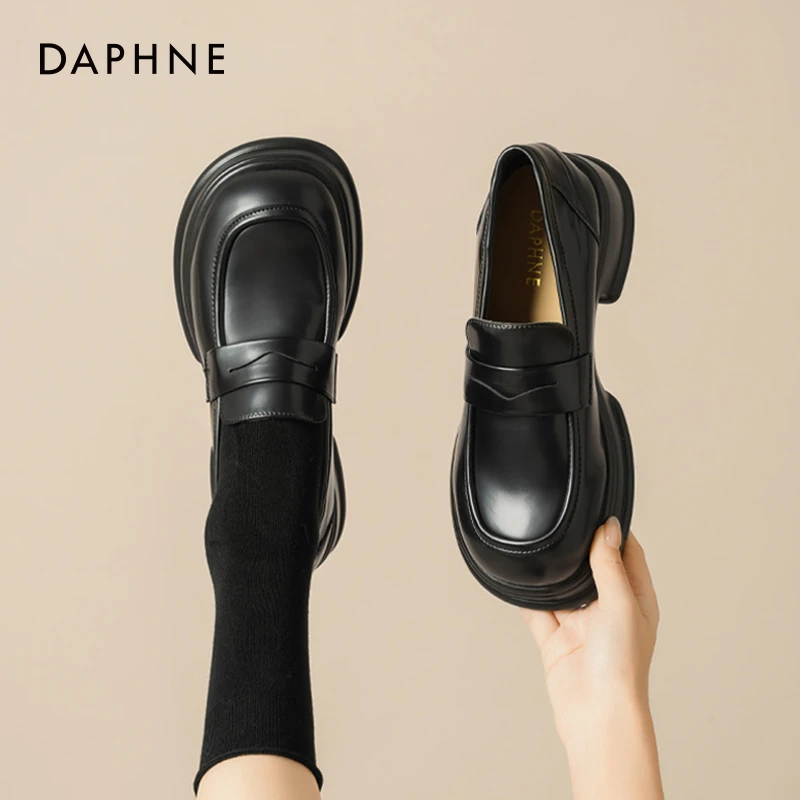 达芙妮乐福鞋厚底2025新款秋季时尚百搭黑色圆头小皮鞋女